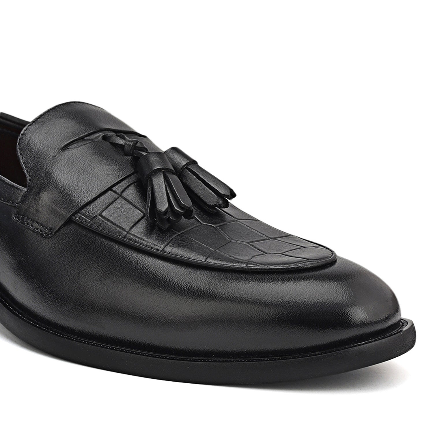 Cobbler India Black Croco Textured Loafers With Tassels
