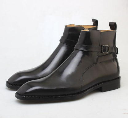 Cobbler India Step in Comfort: Men’s Chelsea Boots with Durable Sole Support