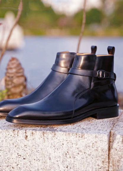 Cobbler India Step in Comfort: Men’s Chelsea Boots with Durable Sole Support
