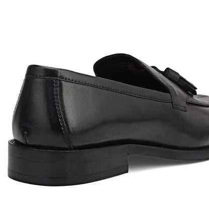 Cobbler India Black Croco Textured Loafers With Tassels